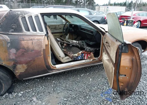 1974 Dodge Charger z USA, uszkodzony, nr VIN 2P29N4A177685